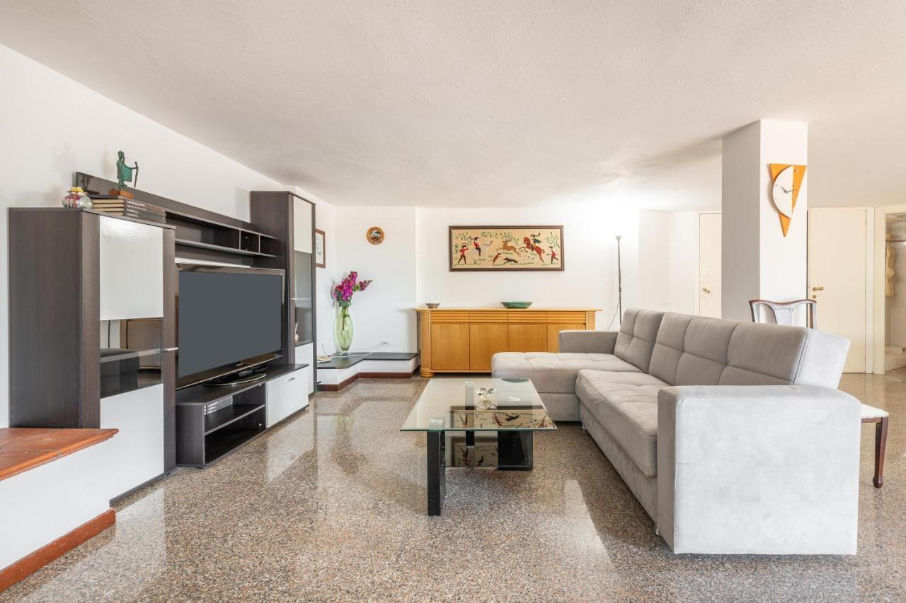 Depandance Bouganvillea Cagliari Buitenkant foto