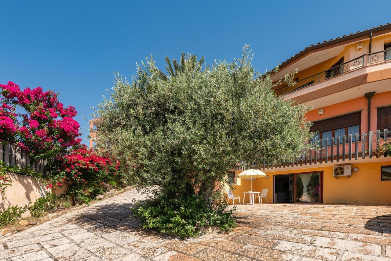 Depandance Bouganvillea Cagliari Buitenkant foto